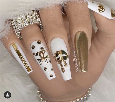 chanel nails